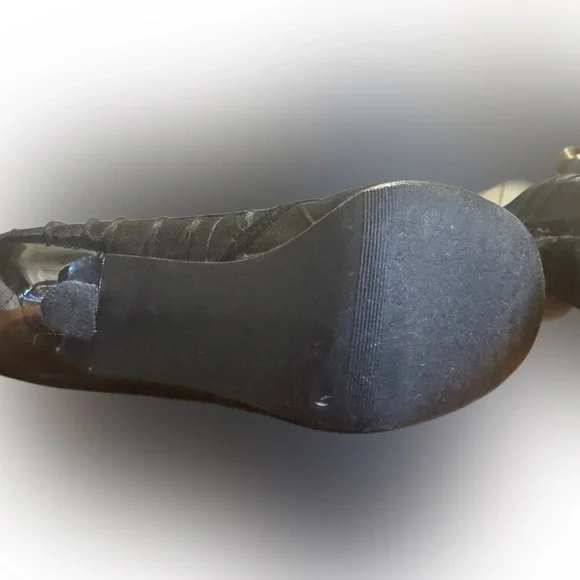 Rue21 Black Ruffled Flats - Picture 5 of 6